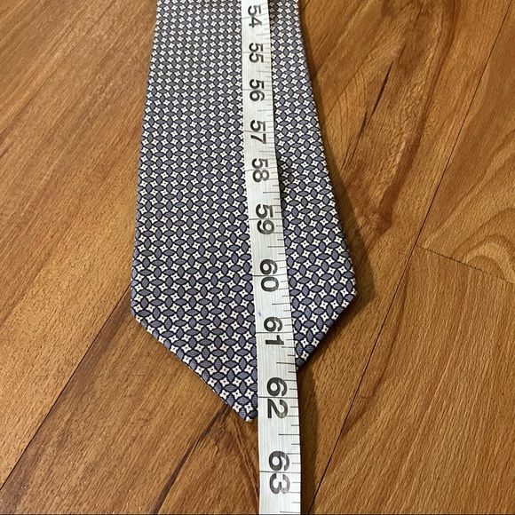 Tommy Hilfiger Men’s Imported Silk Gray Necktie - Picture 9 of 10